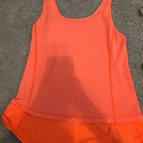 Lululemon tank top - Picture 1 of 3